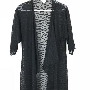 NWOT Lularoe Shirley Black